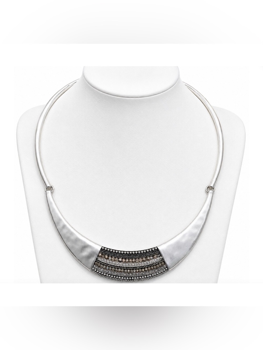 NEW CHICO'S HAMMERED SILVERTONE COLLAR METALLIC MESH BEADED BIB NECKLACE